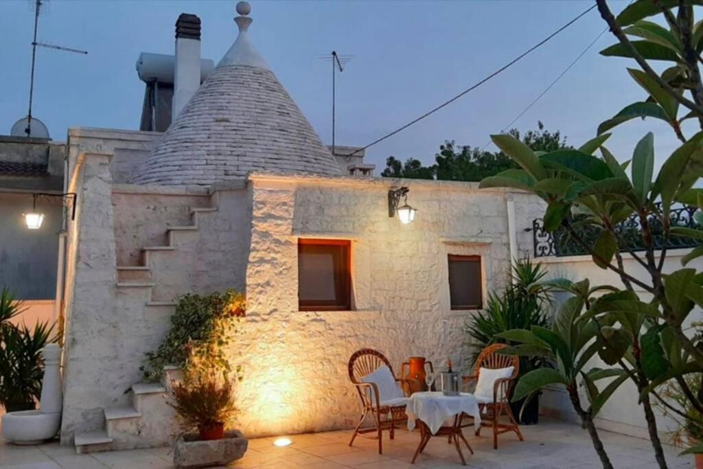 マルティナ・フランカ Trullo Pentimelle E Casa Pentimelleヴィラ エクステリア 写真